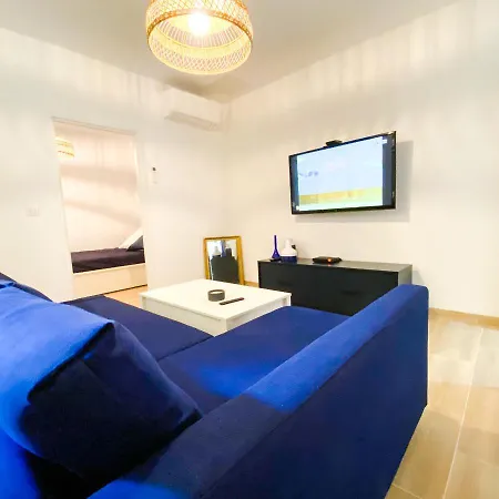 Apartment Superbe T2 Calme & Confortable - Tres Bien Situe! *